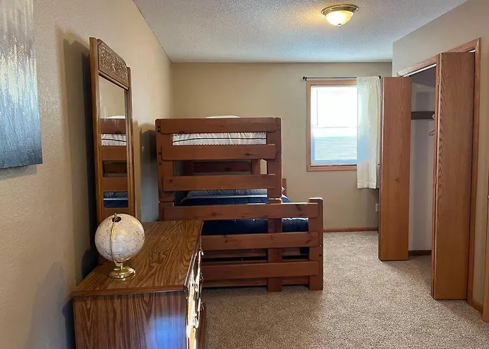 Close To Duluth! Centrally Located