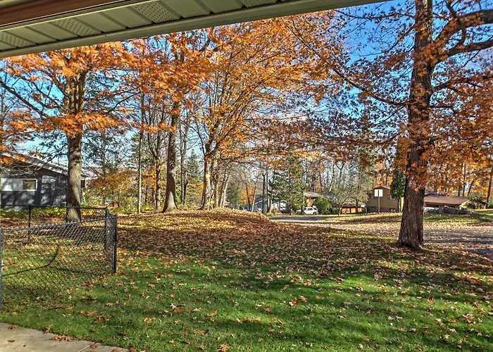 Quaint Duluth Hideaway W/ Private Fenced-In Yard!